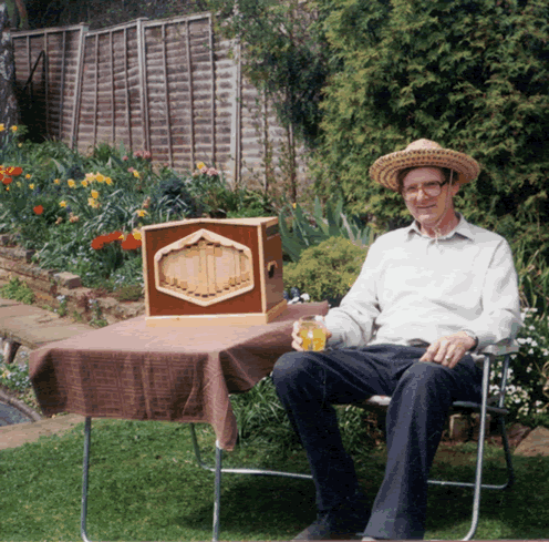 Musicaldo: MECHANICAL MUSIC - DIY BUSKER ORGAN